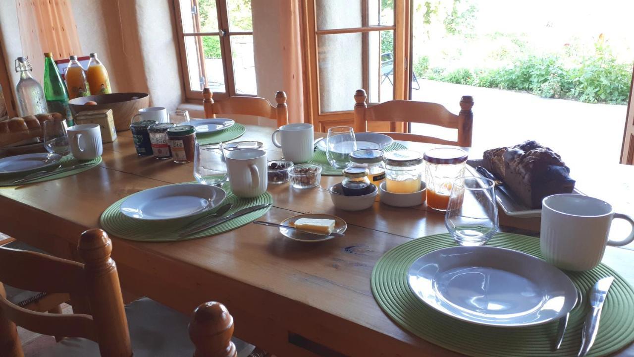Saint-Victor-Montvianeix Domaine De Montvianeix Bed & Breakfast エクステリア 写真