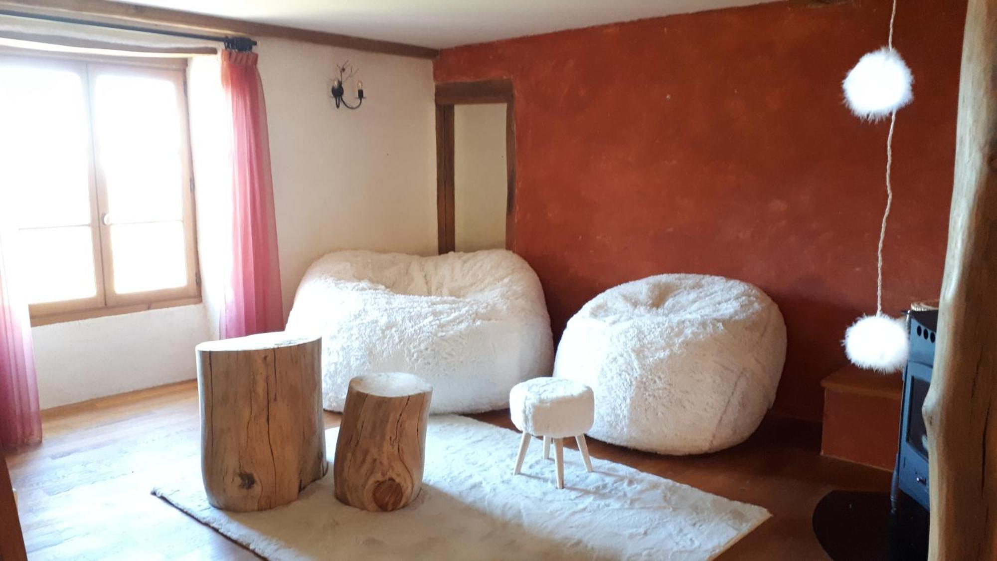 Saint-Victor-Montvianeix Domaine De Montvianeix Bed & Breakfast エクステリア 写真